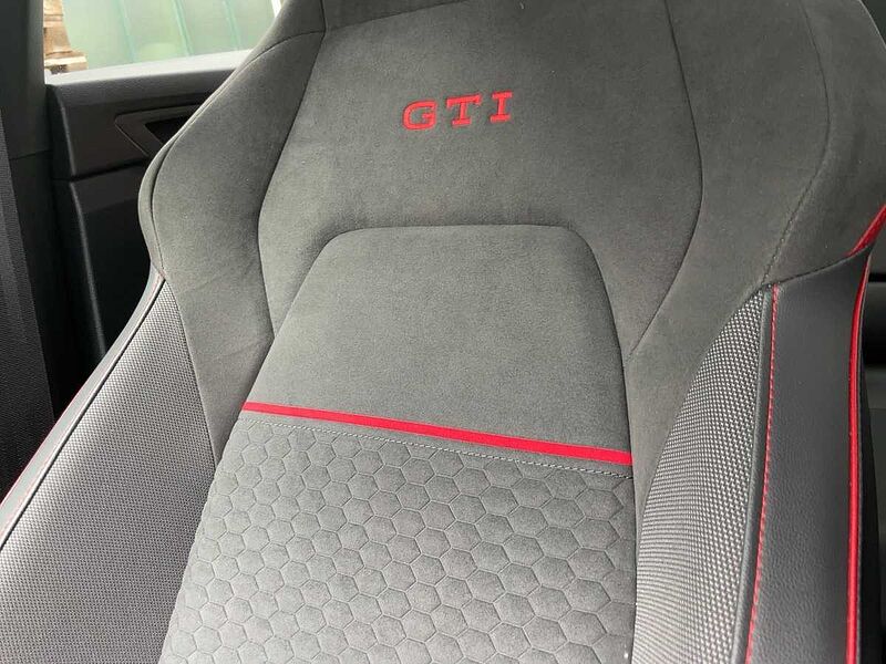 Volkswagen Golf VIII 2.0 TSI GTI Clubsport Navi ACC Virt