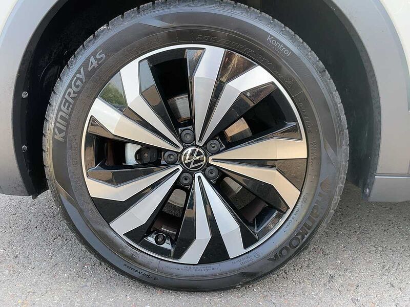 Volkswagen T-Cross 1.0 TSI 85 kW Style Virt Navi CarPlay