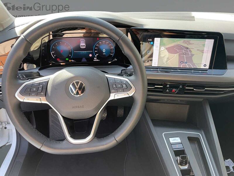 Volkswagen Golf VIII 2.0 TSI Style AHK Navi ACC Virt LED
