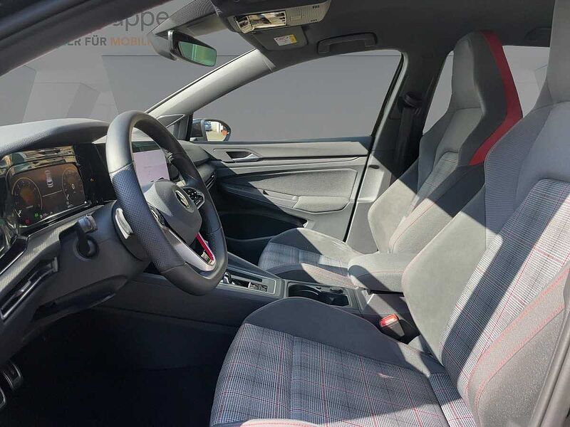 Volkswagen Golf VIII 2.0 TSI GTI Navi ACC Virt LED CarPlay