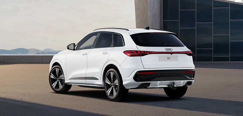 Audi Q5 SUV TFSI 150 kW S line AHK / Kamera / 21Zoll