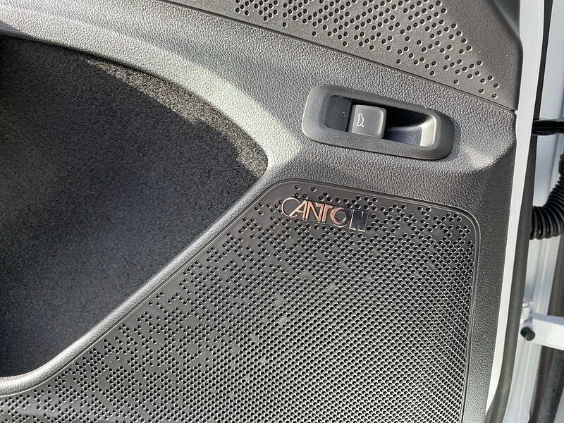 SKODA Enyaq 85 Sportline AHK Navi ACC Virt LED PDC tline