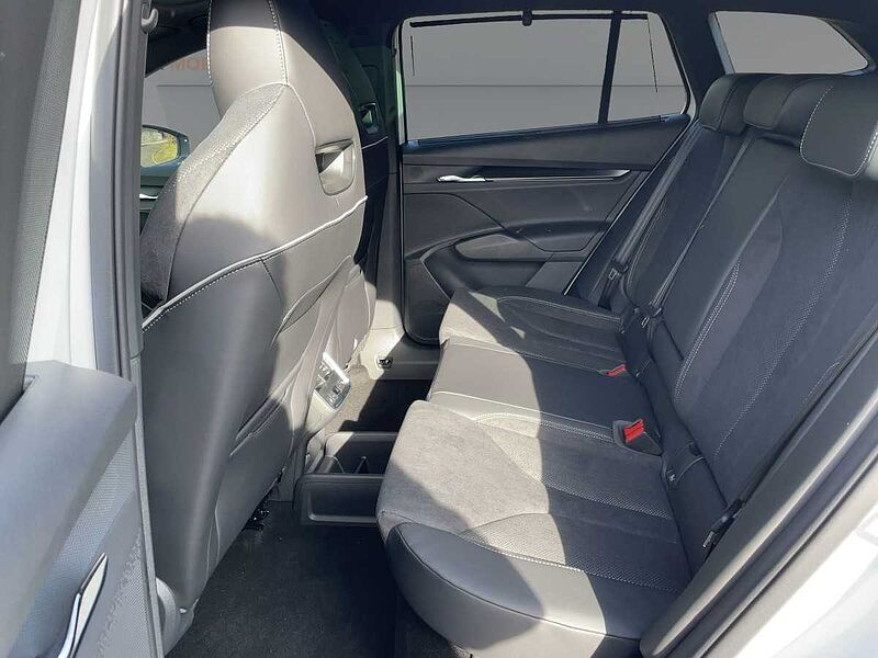 SKODA Enyaq 85 Sportline AHK Navi ACC Virt LED PDC tline
