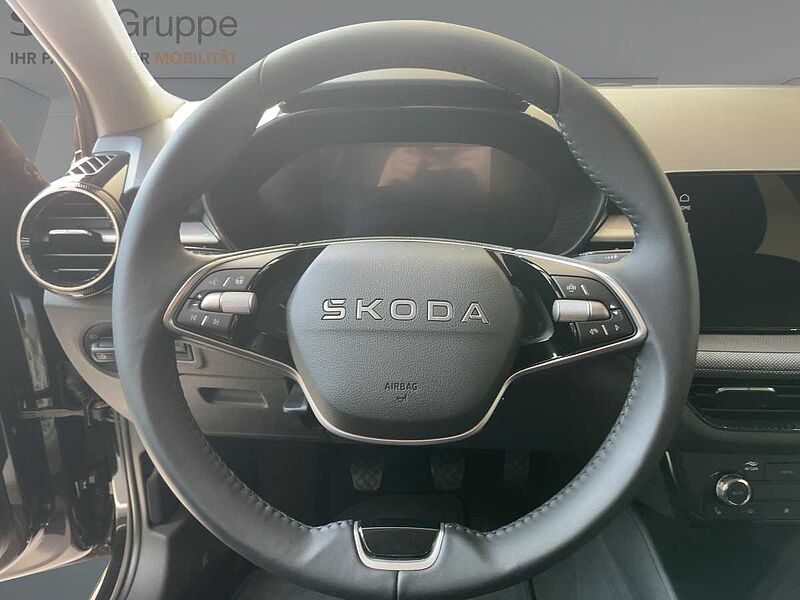SKODA Fabia 1.0 TSI Selection LED PDC