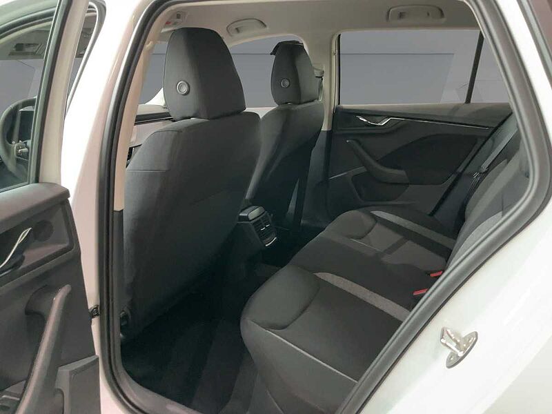 SKODA Kamiq 1.0 TSI Essence LED PDC