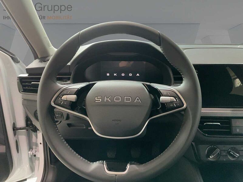 SKODA Kamiq 1.0 TSI Essence LED PDC