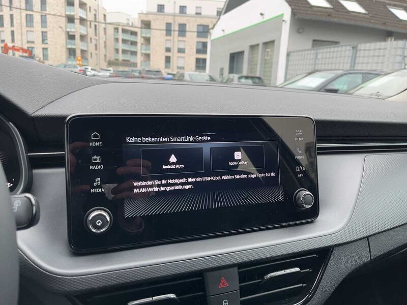 SKODA Kamiq 1.0 TSI Essence LED PDC