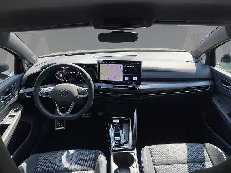 Volkswagen Golf VIII 1.5 eTSI W R-Line AHK ACC Virt Navi