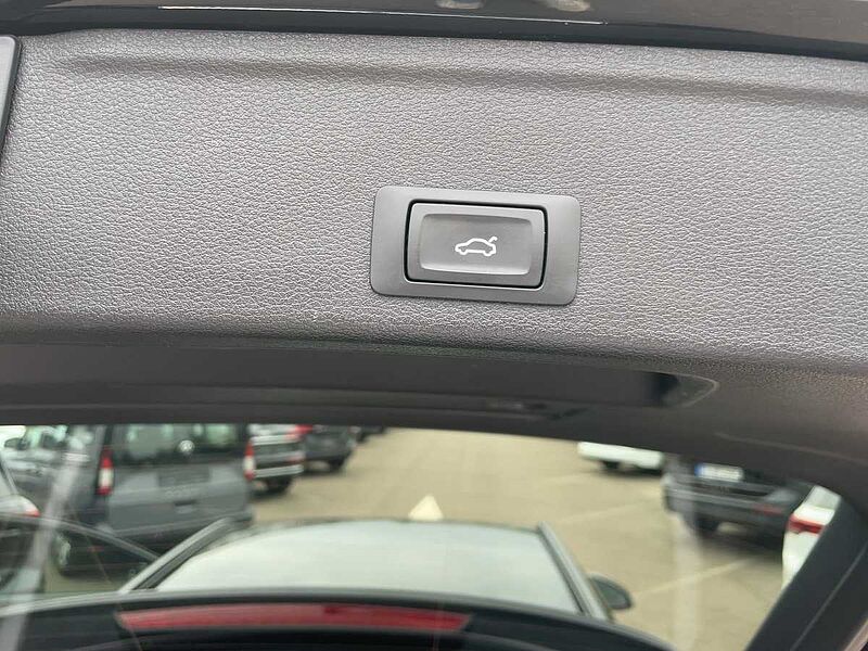 Audi A4 35 2.0 TFSI Avant Navi LED PDC Hyb. basis