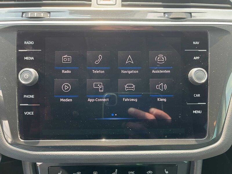 Volkswagen Tiguan 1.5 TSI BMT Life AHK Navi ACC LED Black