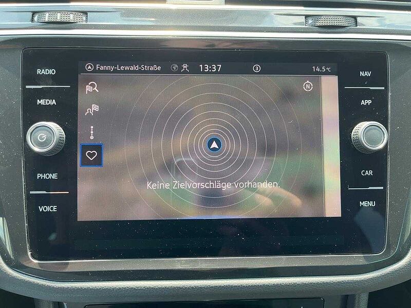 Volkswagen Tiguan 1.5 TSI BMT Life AHK Navi ACC LED Black