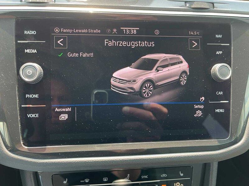 Volkswagen Tiguan 1.5 TSI BMT Life AHK Navi ACC LED Black