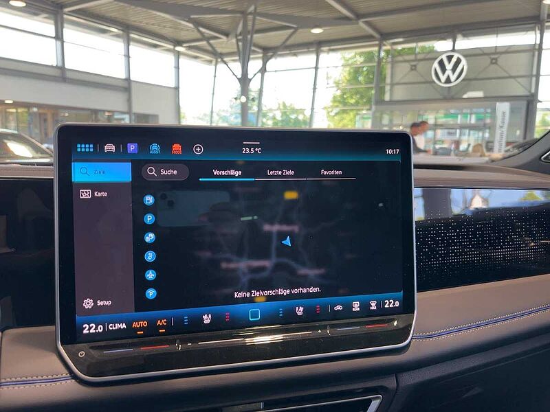 Volkswagen Tiguan R-Line 2.0 l TDI 4MOTION DSG LED NAVI AHK
