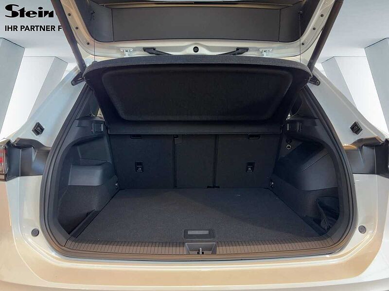 Volkswagen Tiguan R-Line 2.0 l TDI 4MOTION DSG LED NAVI AHK