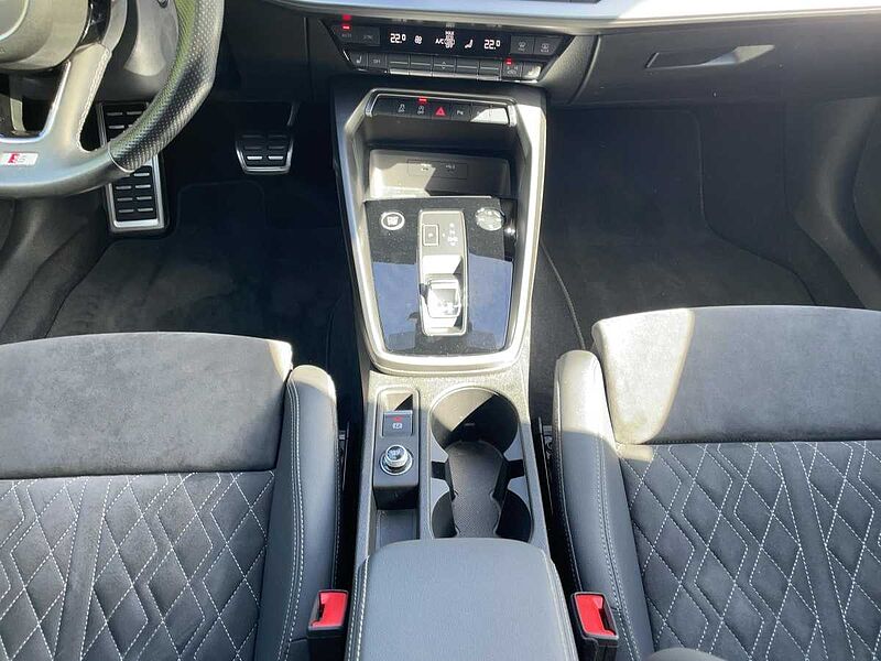 Audi A3 Sportback 30 1.5 TFSI g-tron advanced AHK S