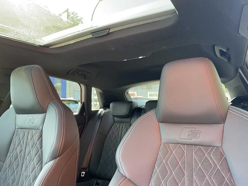 Audi A3 Sportback 30 1.5 TFSI g-tron advanced AHK S