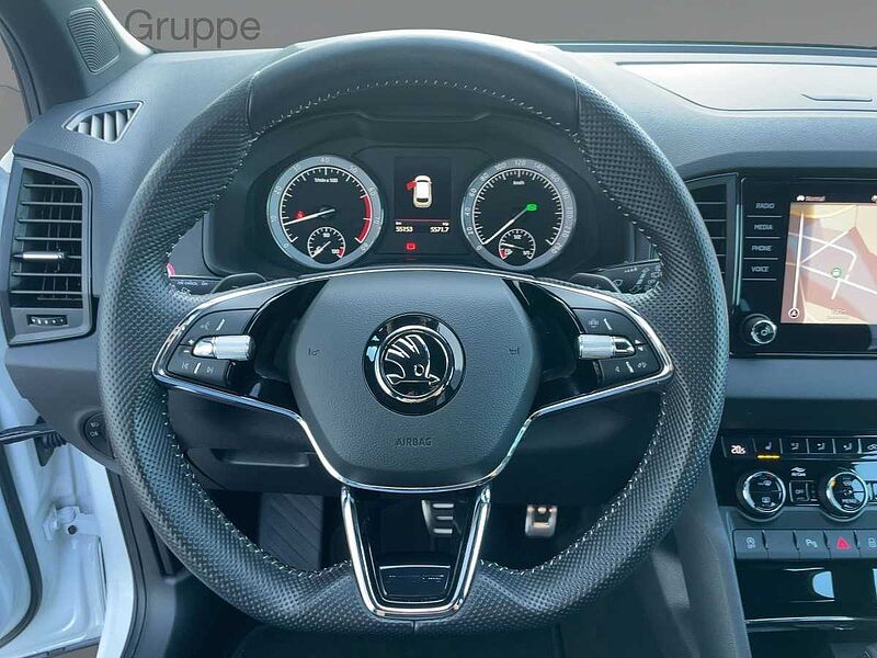 SKODA Karoq 1.5 TSI ACT Sportline Navi LED PDC
