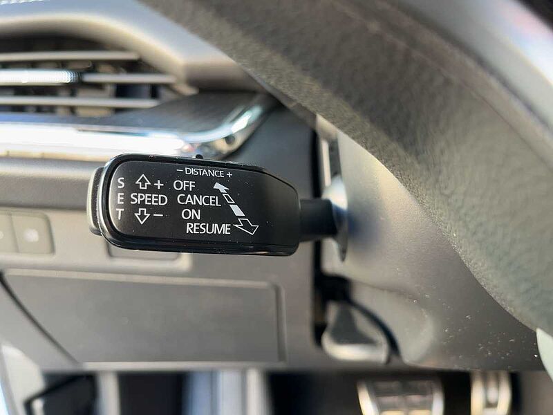 SKODA Enyaq 85 Sportline AHK Navi ACC Virt LED PDC