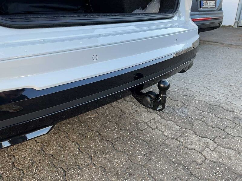 SKODA Enyaq 85 Sportline AHK Navi ACC Virt LED PDC