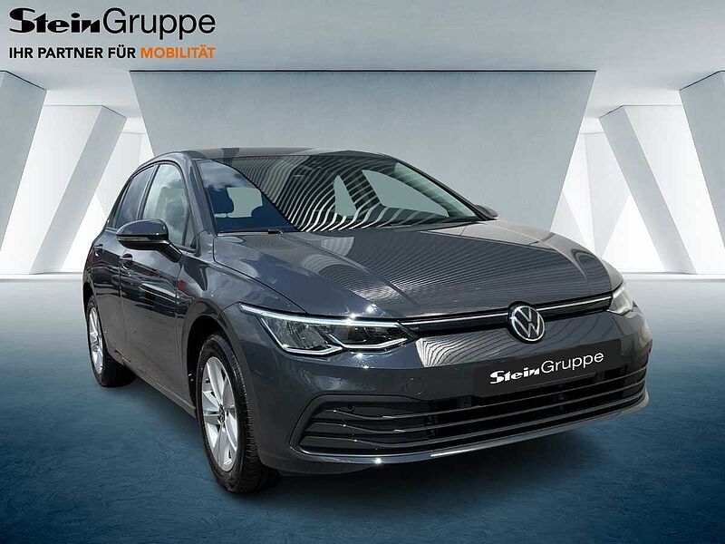Volkswagen Golf VIII 1.0 eTSI Life Navi ACC Virt LED PDC