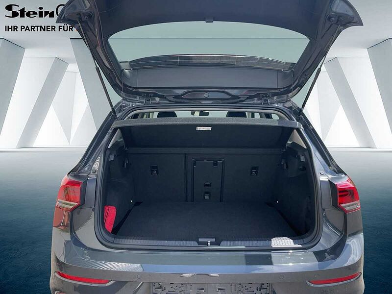 Volkswagen Golf VIII 1.0 eTSI Life Navi ACC Virt LED PDC