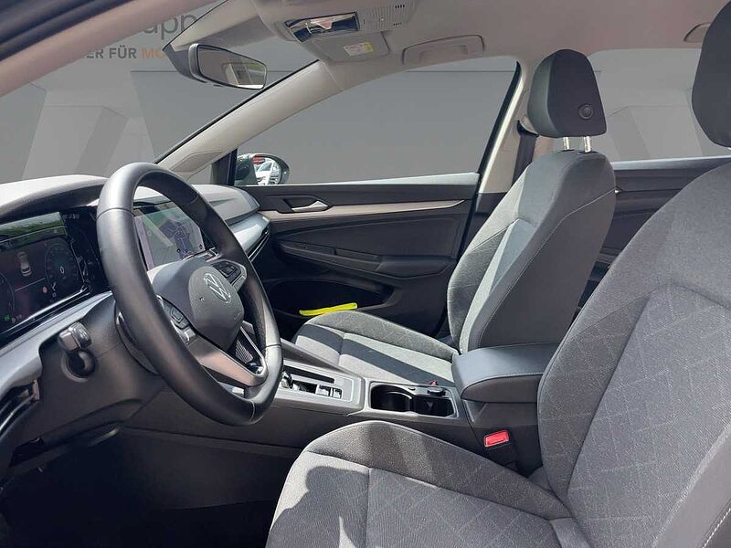 Volkswagen Golf VIII 1.0 eTSI Life Navi ACC Virt LED PDC