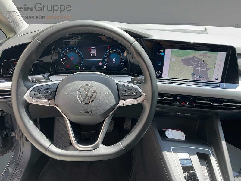 Volkswagen Golf VIII 1.0 eTSI Life Navi ACC Virt LED PDC