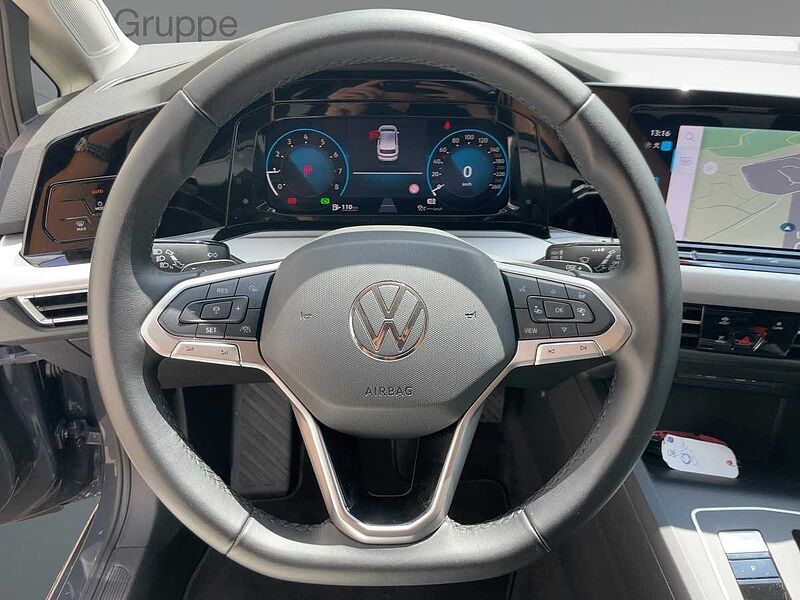 Volkswagen Golf VIII 1.0 eTSI Life Navi ACC Virt LED PDC