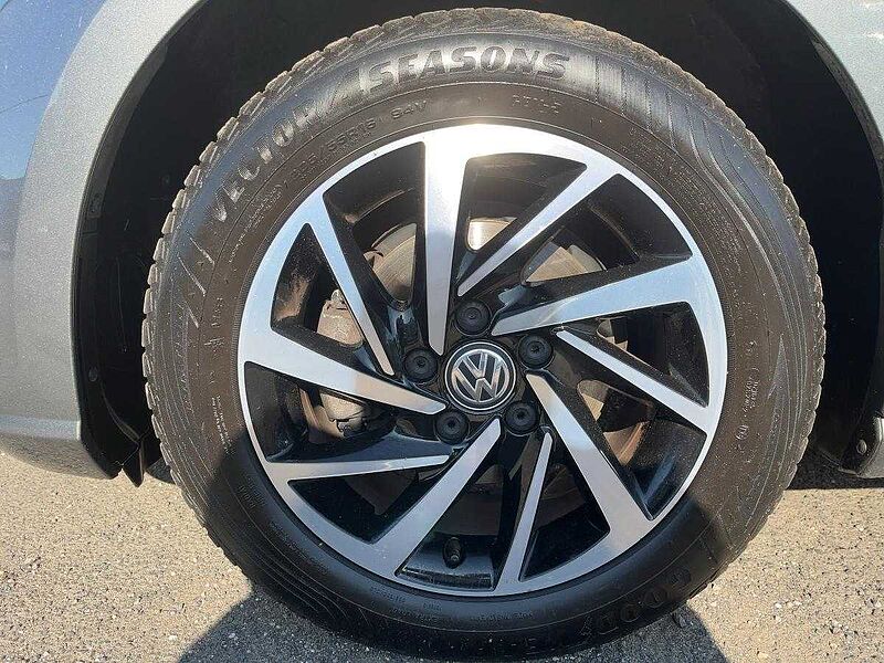 Volkswagen Golf VII 1.0 TSI BMT Join Navi PDC