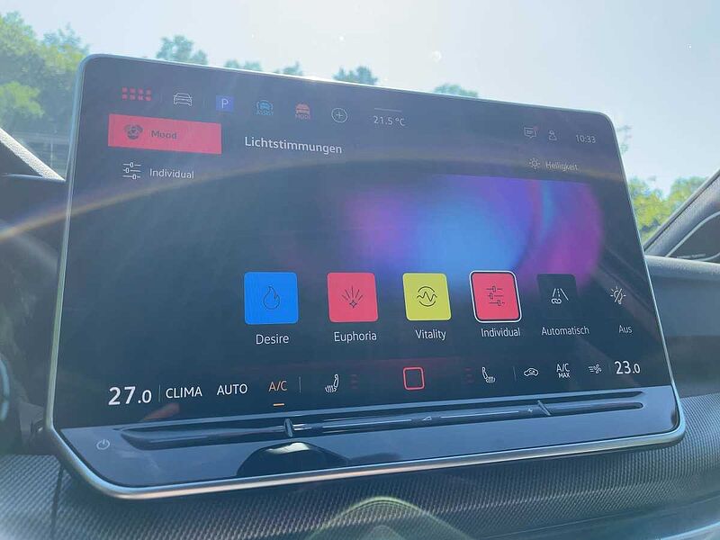 Volkswagen Golf VIII 2.0 TSI W GTI Navi ACC Virt CarPlay