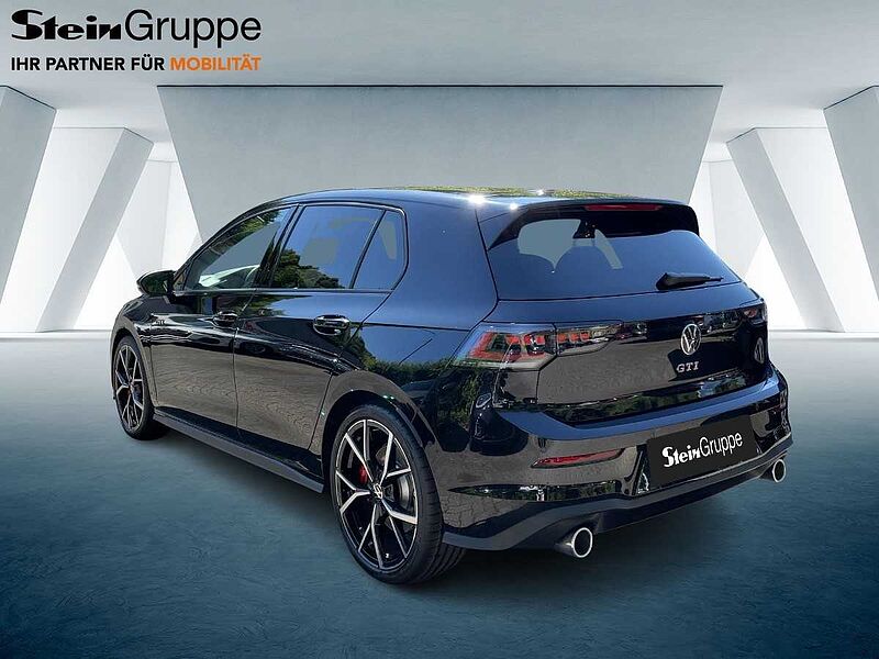 Volkswagen Golf VIII 2.0 TSI W GTI Navi ACC Virt CarPlay
