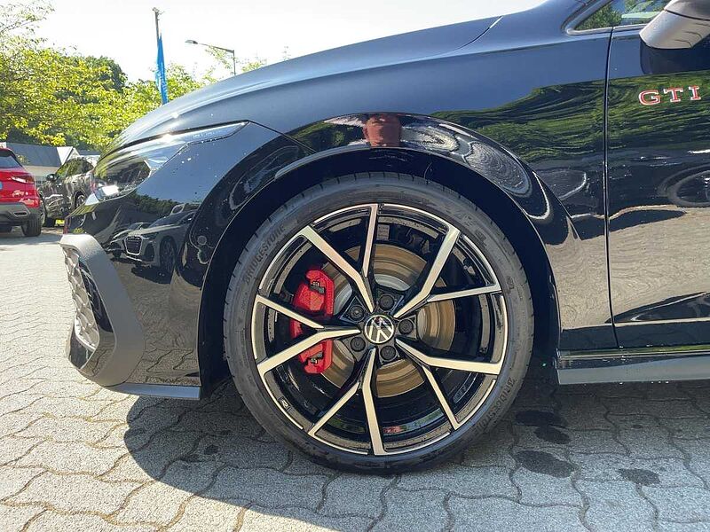 Volkswagen Golf VIII 2.0 TSI W GTI Navi ACC Virt CarPlay