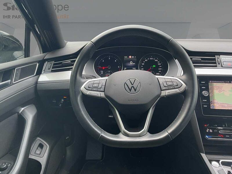 Volkswagen Passat Variant 2.0 TDI BMT Business Black ACC