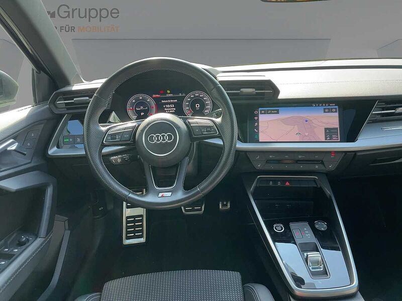 Audi A3 Sportback 35 2.0 TDI S-Line Pano LED Navi PDC