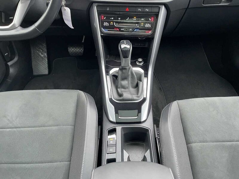 Volkswagen T-Roc 2.0 TDI Style ACC Virt Navi CarPlay PDC Style