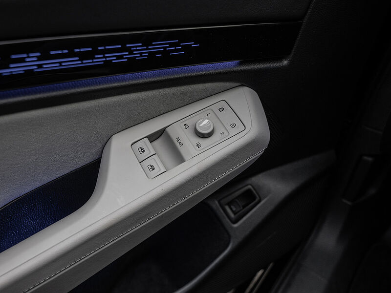 Volkswagen ID.7 Pro W ACC 4xSHZ 360 el. Heck KeyLess FLA Pro W